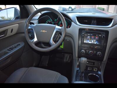 2017 Chevrolet Traverse LT   - Photo 33 - Mesa, AZ 85201