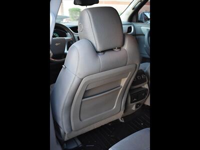 2017 Chevrolet Traverse LT   - Photo 20 - Mesa, AZ 85201