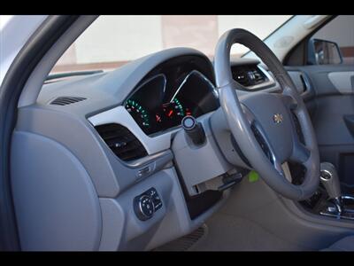 2017 Chevrolet Traverse LT   - Photo 14 - Mesa, AZ 85201