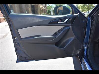 2016 Mazda Mazda3 i Touring   - Photo 17 - Mesa, AZ 85201