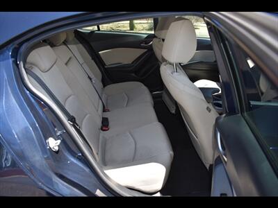 2016 Mazda Mazda3 i Touring   - Photo 24 - Mesa, AZ 85201