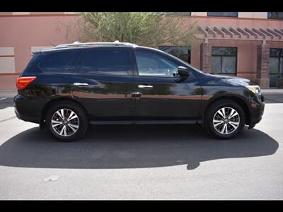 2017 Nissan Pathfinder S - Photo 1 - Mesa, AZ 85201