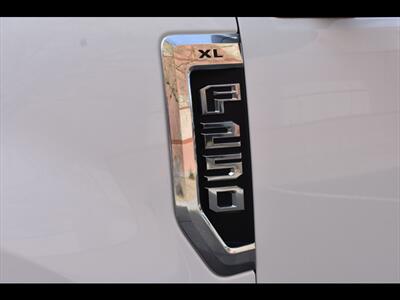 2019 Ford F-250 Super Duty XL   - Photo 51 - Mesa, AZ 85201