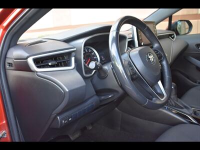 2019 Toyota Corolla Hatchback SE   - Photo 15 - Mesa, AZ 85201