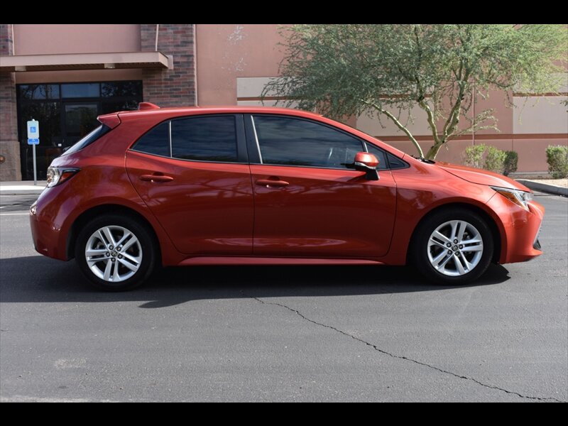 2019 Toyota Corolla Hatchback SE   - Photo 1 - Mesa, AZ 85201
