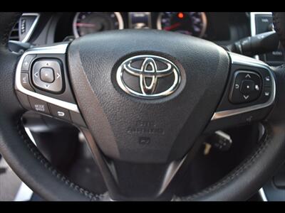 2015 Toyota Camry SE   - Photo 13 - Mesa, AZ 85201