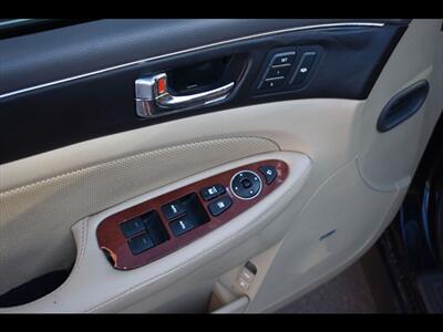 2013 Hyundai Genesis 3.8L - Photo 18 - Mesa, AZ 85201