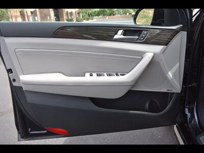 2015 Hyundai SONATA Sport - Photo 18 - Mesa, AZ 85201