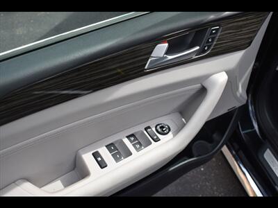 2015 Hyundai SONATA Sport - Photo 19 - Mesa, AZ 85201