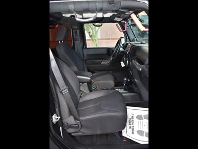 2013 Jeep Wrangler Unlimited Sport   - Photo 34 - Mesa, AZ 85201