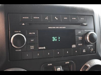 2013 Jeep Wrangler Unlimited Sport   - Photo 10 - Mesa, AZ 85201