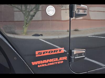 2013 Jeep Wrangler Unlimited Sport   - Photo 49 - Mesa, AZ 85201