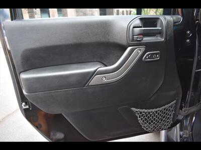 2013 Jeep Wrangler Unlimited Sport   - Photo 18 - Mesa, AZ 85201