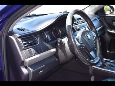 2015 Toyota Camry SE - Photo 13 - Mesa, AZ 85201
