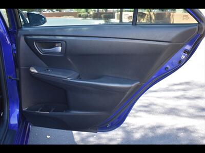 2015 Toyota Camry SE - Photo 26 - Mesa, AZ 85201