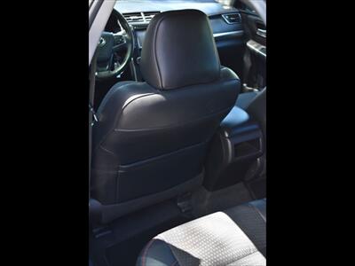 2015 Toyota Camry SE - Photo 19 - Mesa, AZ 85201