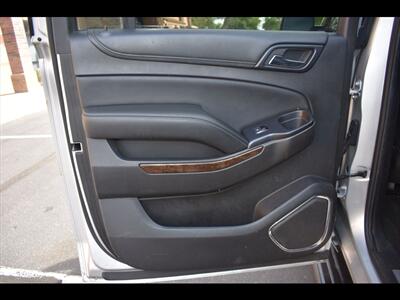 2016 Chevrolet Suburban LT   - Photo 16 - Mesa, AZ 85201