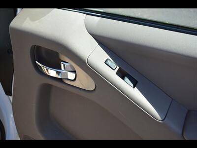 2016 Nissan Frontier SV V6   - Photo 35 - Mesa, AZ 85201