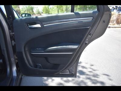 2020 Chrysler 300 Touring   - Photo 29 - Mesa, AZ 85201