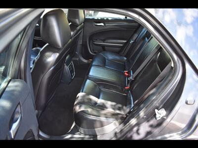 2020 Chrysler 300 Touring   - Photo 20 - Mesa, AZ 85201