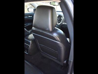 2020 Chrysler 300 Touring   - Photo 28 - Mesa, AZ 85201