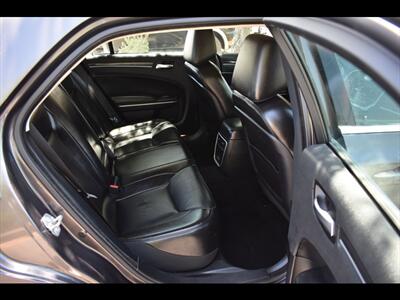 2020 Chrysler 300 Touring   - Photo 27 - Mesa, AZ 85201