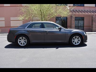 2020 Chrysler 300 Touring   - Photo 1 - Mesa, AZ 85201