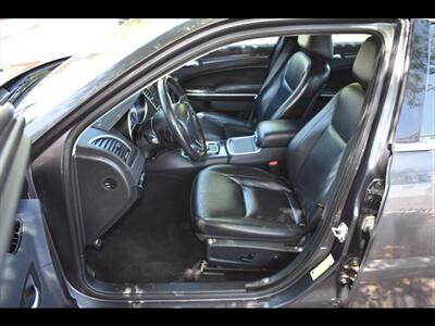 2020 Chrysler 300 Touring   - Photo 16 - Mesa, AZ 85201