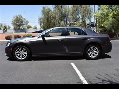 2020 Chrysler 300 Touring   - Photo 4 - Mesa, AZ 85201