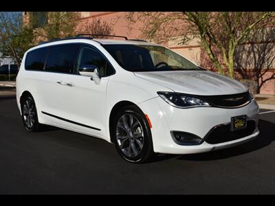 2018 Chrysler Pacifica Limited   - Photo 2 - Mesa, AZ 85201