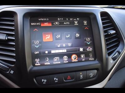 2017 Jeep Cherokee Limited   - Photo 11 - Mesa, AZ 85201