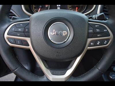 2017 Jeep Cherokee Limited   - Photo 15 - Mesa, AZ 85201