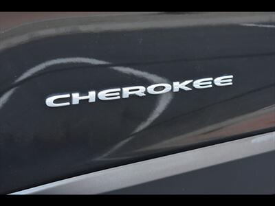 2017 Jeep Cherokee Limited   - Photo 48 - Mesa, AZ 85201