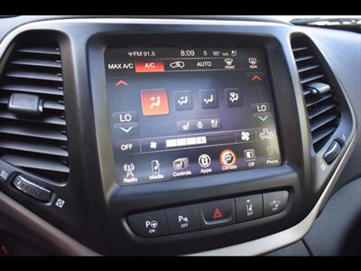 2017 Jeep Cherokee Limited   - Photo 10 - Mesa, AZ 85201
