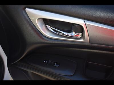 2018 Nissan Pathfinder SL   - Photo 38 - Mesa, AZ 85201