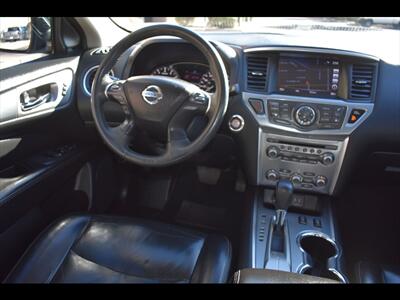 2018 Nissan Pathfinder SL   - Photo 32 - Mesa, AZ 85201