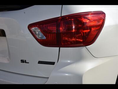 2018 Nissan Pathfinder SL   - Photo 52 - Mesa, AZ 85201