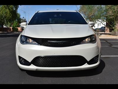 2019 Chrysler Pacifica Touring Plus   - Photo 8 - Mesa, AZ 85201
