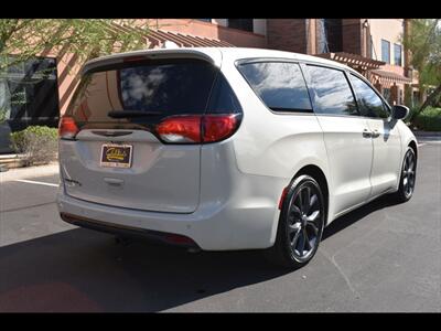 2019 Chrysler Pacifica Touring Plus   - Photo 7 - Mesa, AZ 85201