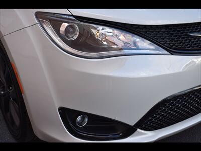 2019 Chrysler Pacifica Touring Plus   - Photo 48 - Mesa, AZ 85201