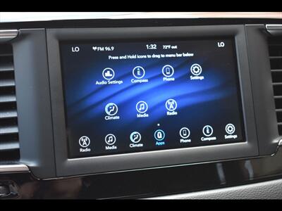 2019 Chrysler Pacifica Touring Plus   - Photo 10 - Mesa, AZ 85201