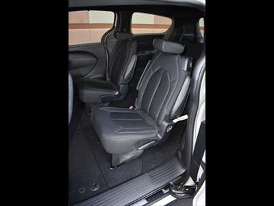 2019 Chrysler Pacifica Touring Plus   - Photo 20 - Mesa, AZ 85201