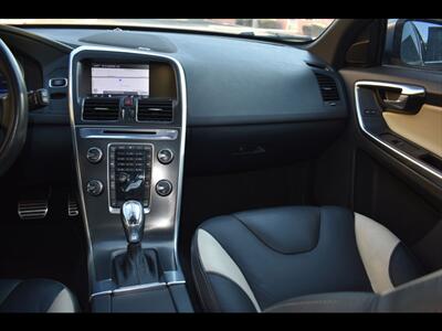 2013 Volvo XC60 T6 R-Design Platinum   - Photo 29 - Mesa, AZ 85201