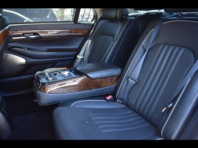 2017 Genesis G90 3.3T Premium   - Photo 48 - Mesa, AZ 85201