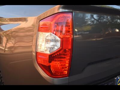 2016 Toyota Tundra SR5   - Photo 37 - Mesa, AZ 85201