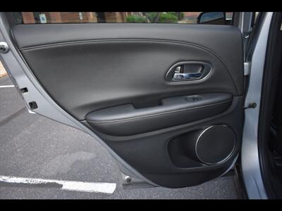 2020 Honda HR-V EX-L - Photo 24 - Mesa, AZ 85201
