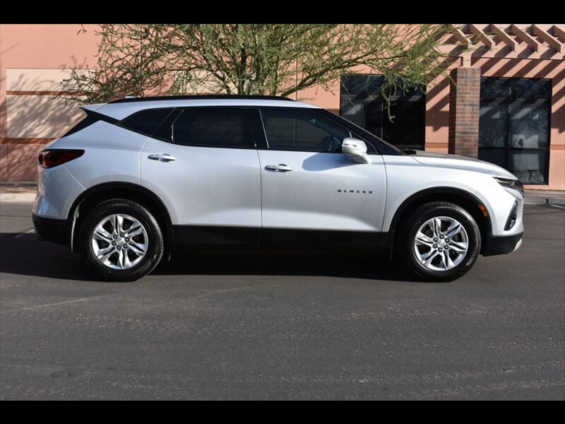 2021 Chevrolet Blazer LT   - Photo 1 - Mesa, AZ 85201