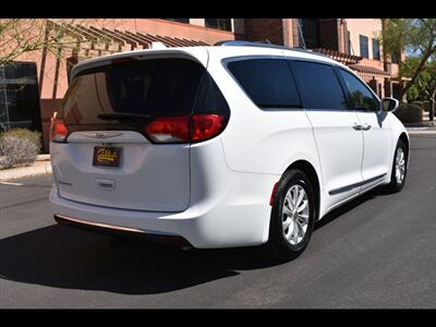 2019 Chrysler Pacifica Touring L   - Photo 7 - Mesa, AZ 85201