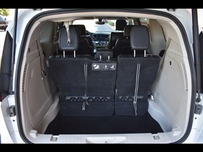 2019 Chrysler Pacifica Touring L   - Photo 25 - Mesa, AZ 85201