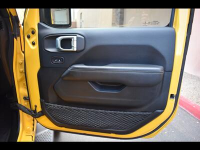 2019 Jeep Wrangler Unlimited Sahara   - Photo 38 - Mesa, AZ 85201